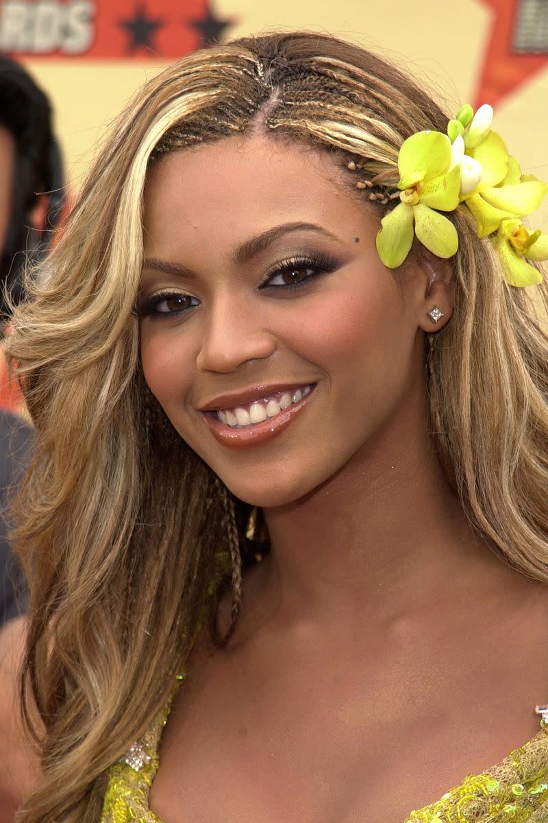 Beyoncé's Hair Flower
