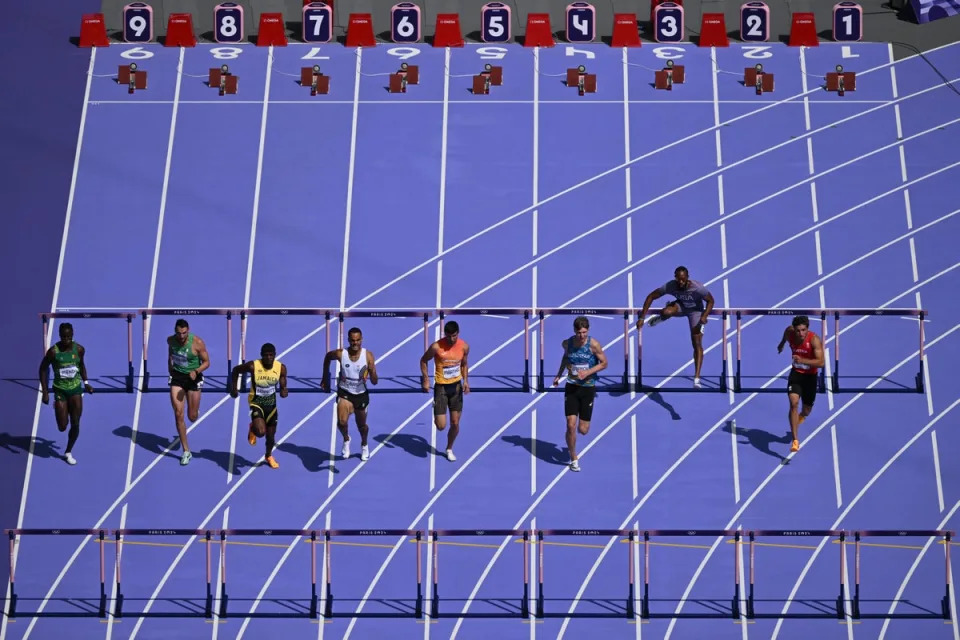 Crittenden was already behind the pack by the first hurdle (AFP via Getty Images)