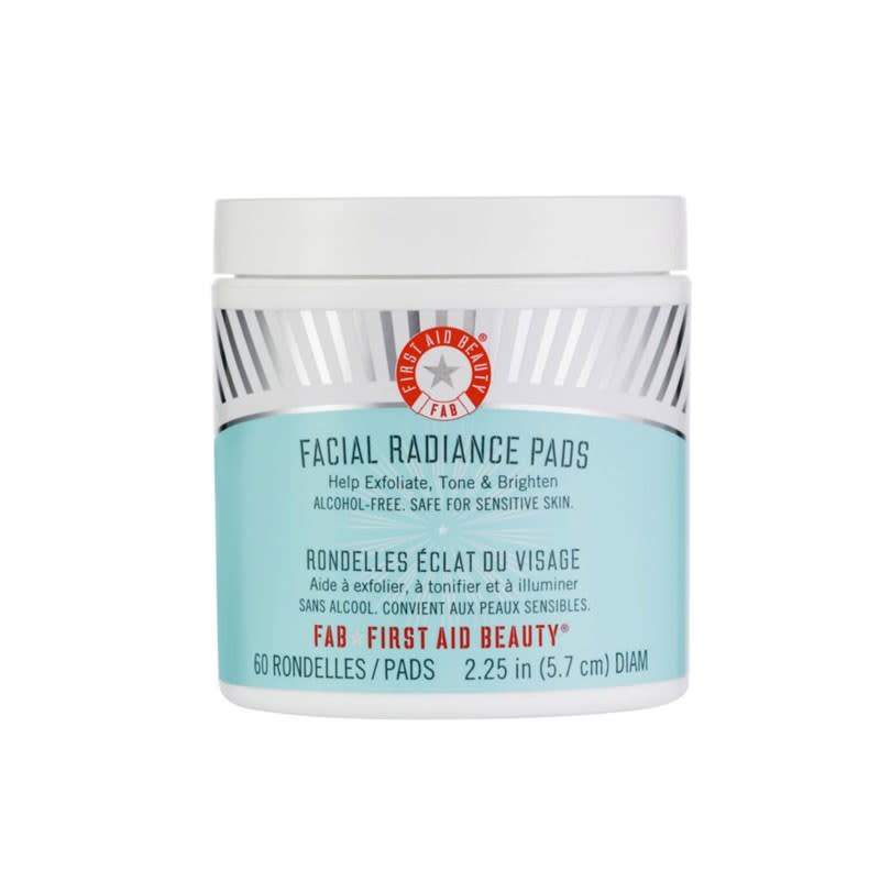 First Aid Beauty Facial Radiance Pads