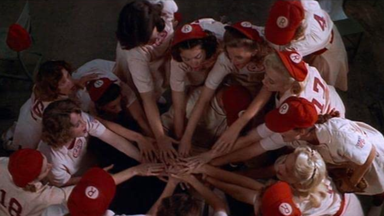  The cast of A League of Their Own 