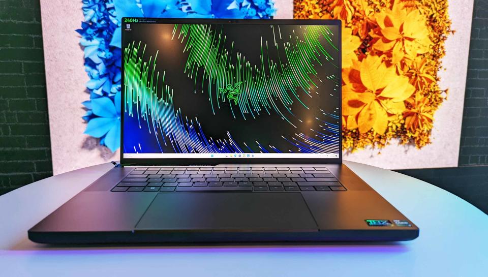 Razer Blade 16 on table.