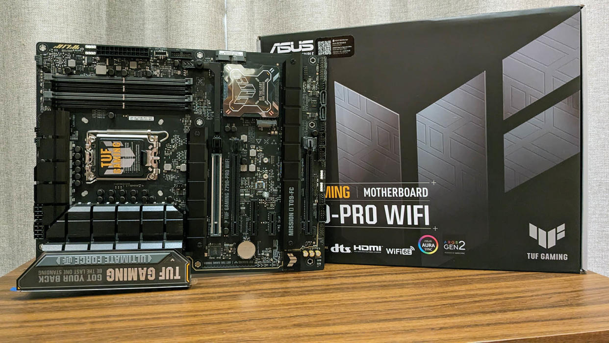  Asus TUF Gaming Z790 Pro WiFi motherboard and box. 