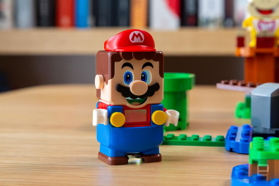 Lego Super Mario