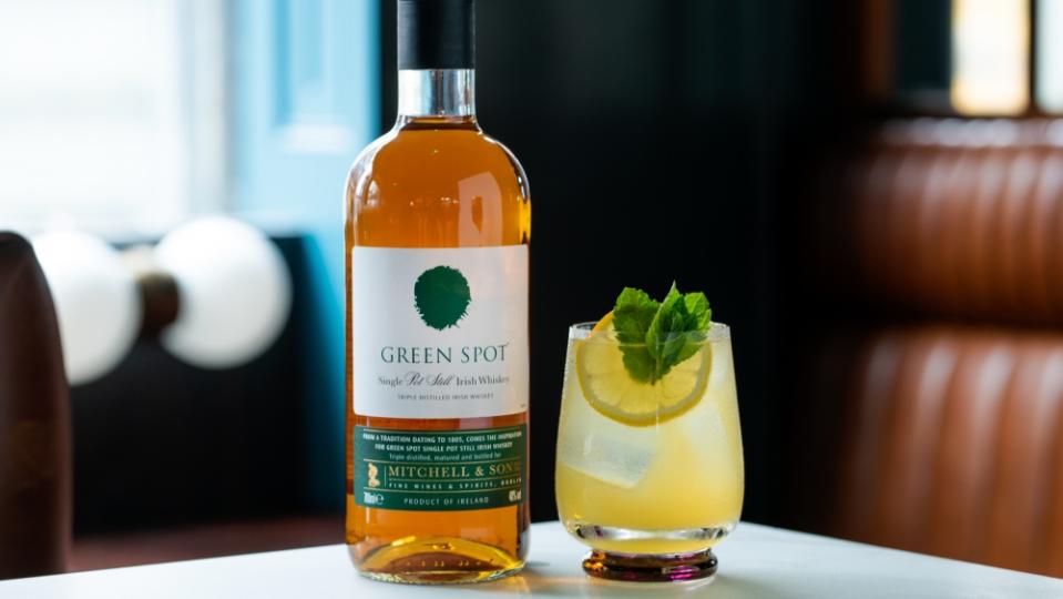 the green spot single pot still irish whiskey