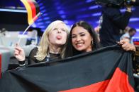 Deutschland rutscht im Ergebnis des Eurovision Song Contest noch einen Platz tiefer. Grund dafür ist ein Rechenfehler. Nach erneuter Berechnung landet das erfolglose Duo S!sters auf dem vorletzten Platz.