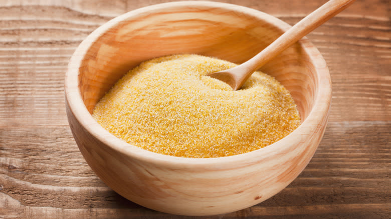 cornmeal in wooden bowl 