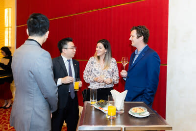 Sands Procurement Academy graduates attended a cocktail and business networking session on January 19th with representatives from various departments at Sands China, as well as procurement team members from Las Vegas Sands, Sands China and Marina Bay Sands. met.  (PRNewsfoto/Sands China Ltd.)