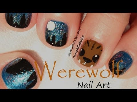 21) Werewolf Halloween Nails