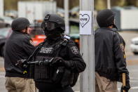 <p>Police stand between protestors during a “White Lives Matter” rally on Oct. 28, 2017 in Shelbyville, Tenn. (Photo: Joe Buglewicz/Getty Images) </p>