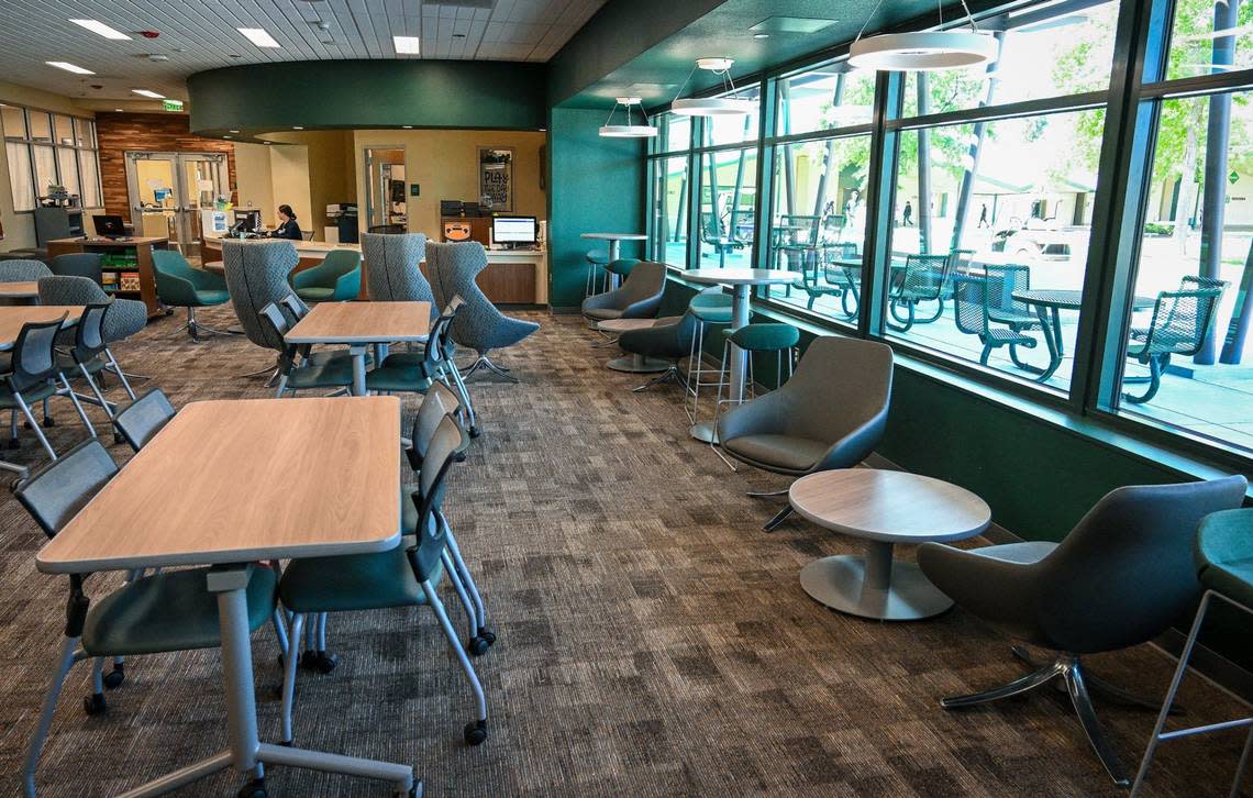 Hoover High School’s renovated campus library features a more modern “coffee shop” feel with additional facilities and resources available for students and staff.