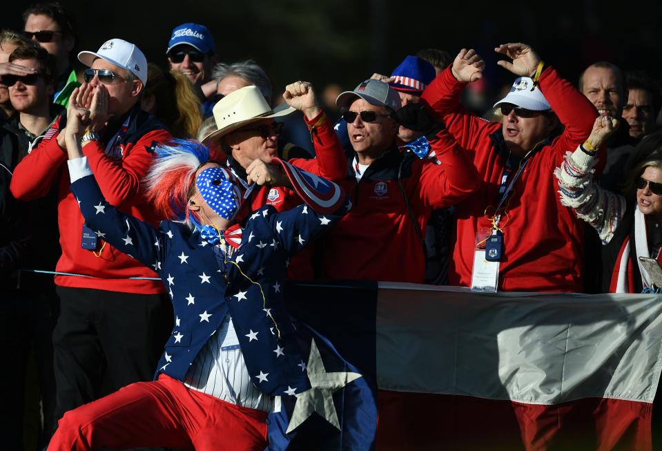 Les étoiles, la veste, la perruque et même le masque aux couleurs de Team USA