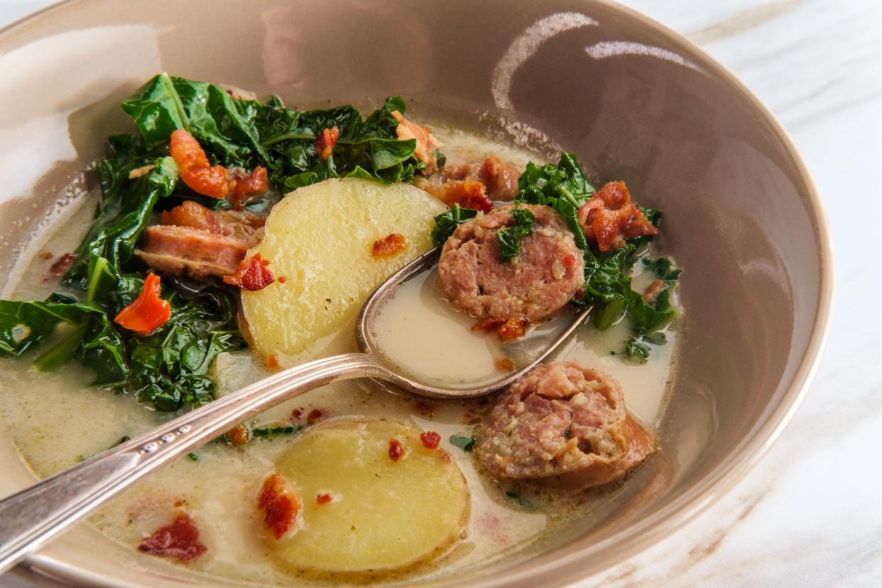 Sausage and kale zuppa toscana italian creamy potato soup