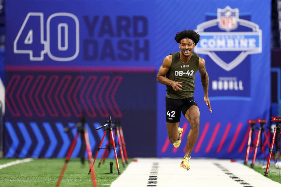 Nate Wiggins of Clemson runs the 40-yard dash during the NFL Combine at the Lucas Oil Stadium on March 1, 2024, in Indianapolis, Indiana. / Credit: Kevin Sabitus / Getty Images