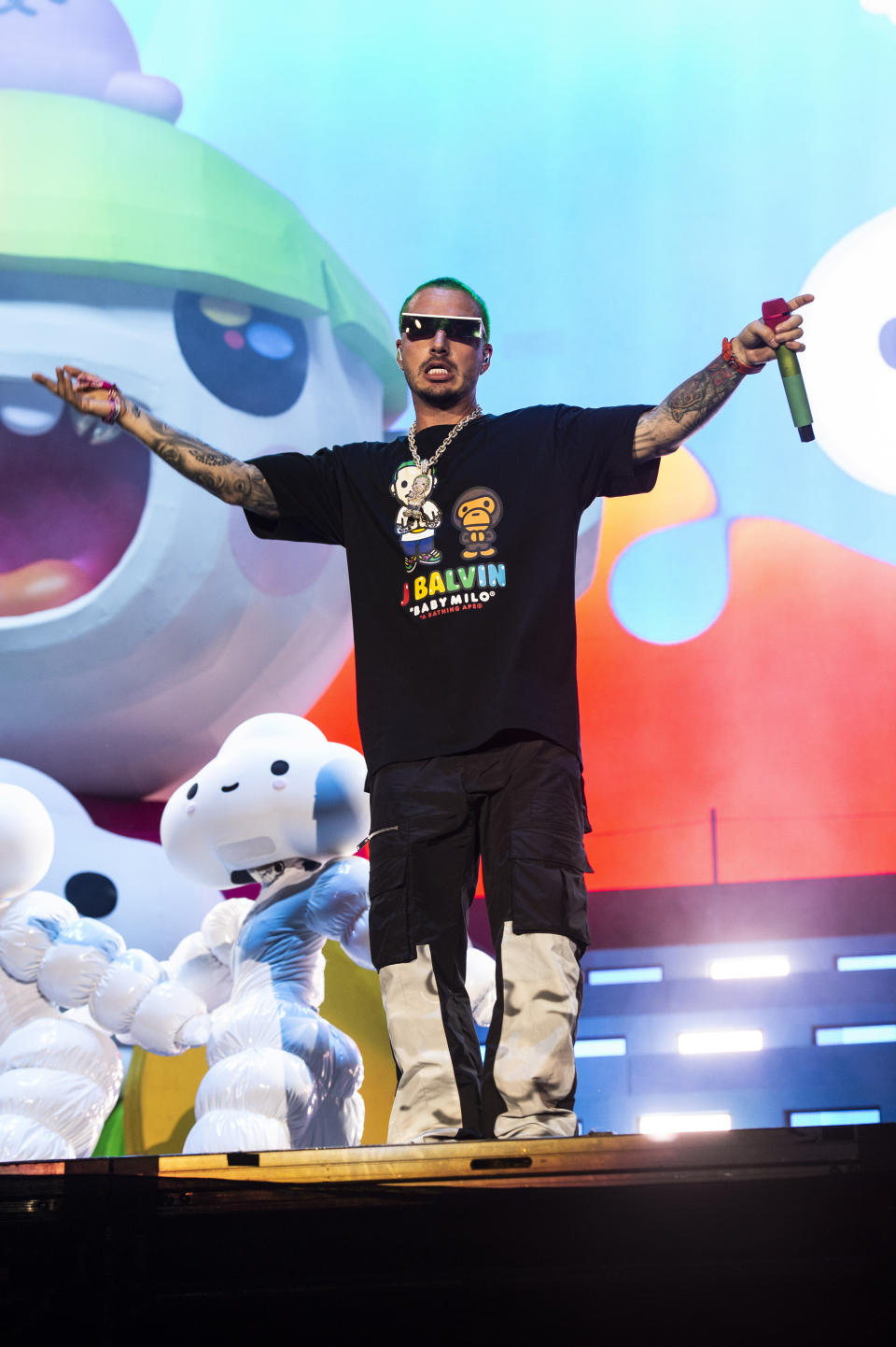 J Balvin actúa en el festival Lollapalooza en Chicago el 3 de agosto de 2019. Balvin lideró el martes la lista de nominados a los Latin Grammy con 13 candidaturas que incluyen dos a álbum del año y dos a grabación del año. (Foto por Amy Harris/Invision/AP, Archivo)