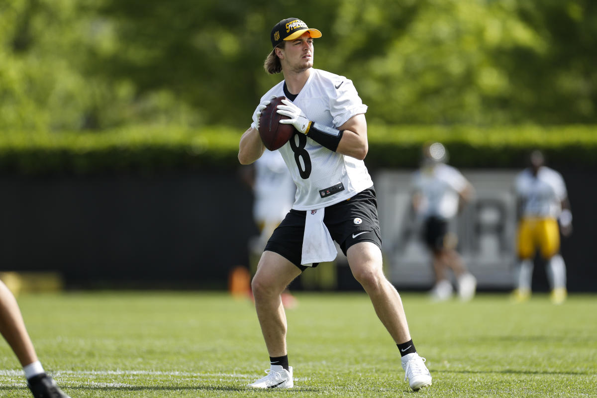 Kenny Pickett net worth 2022: What is Pickett's rookie contract with the  Steelers?