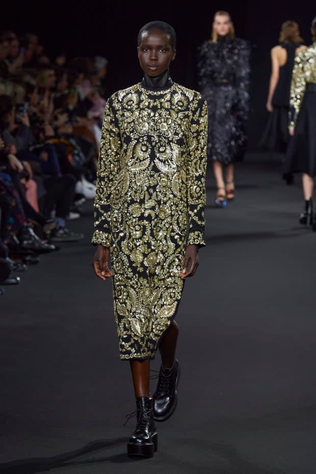 <p>A look from the Rochas Fall 2020 collection. </p>