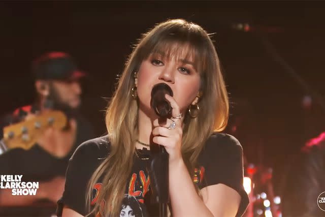 Kelly Clarkson covers 'Edge of Midnight' on 'The Kelly Clarkson Show' on April 8, 2024