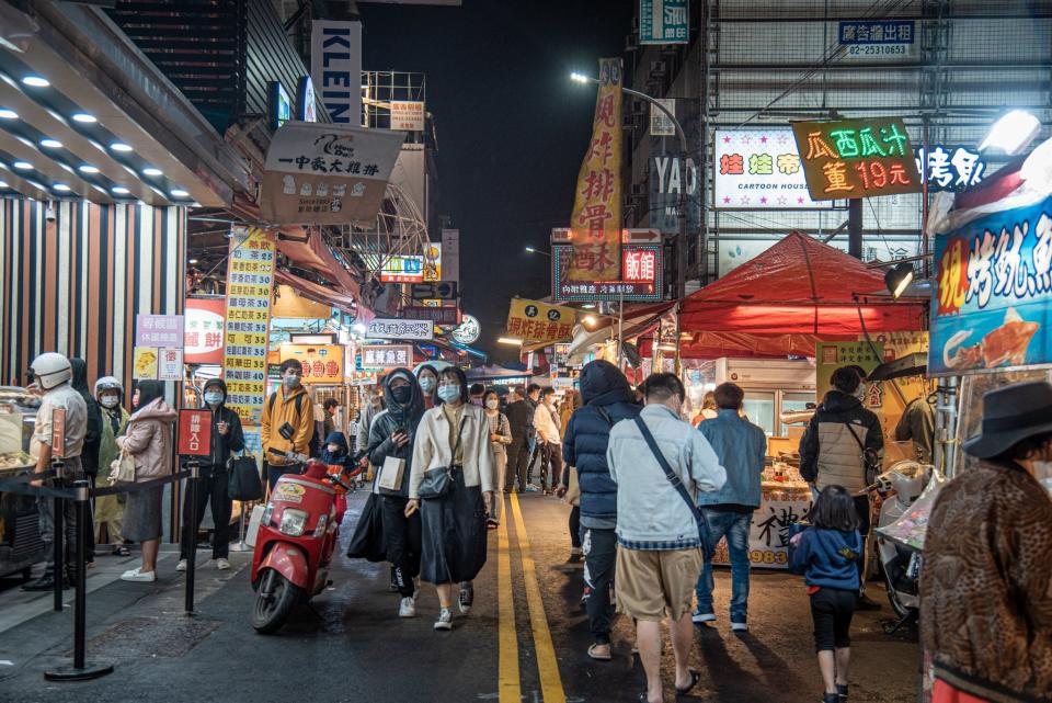 一中街昔日光景，如今因疫情影響已漸漸逝去。（圖／翻攝自台中觀光旅遊局臉書）