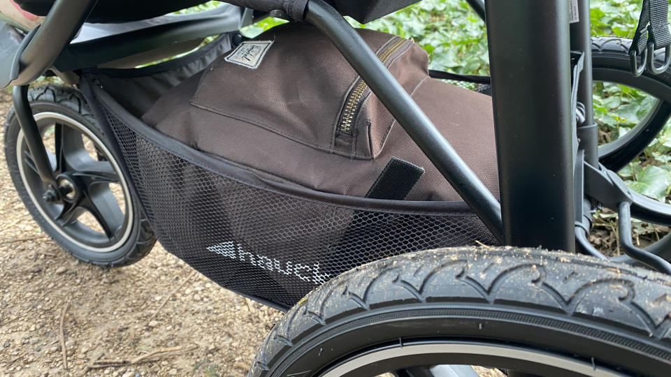 Hauck Runner 2 stroller: storage basket