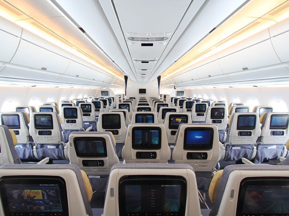 An A350 economy cabin in a 3-3-3 layout.