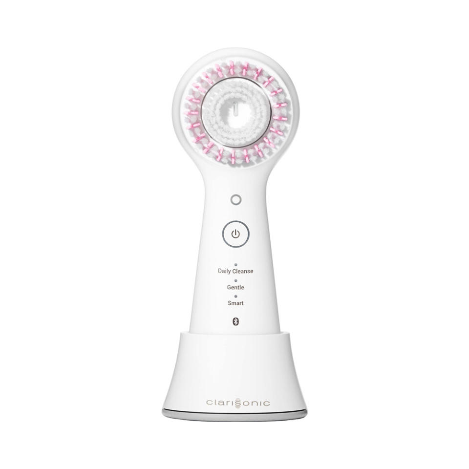 Clarisonic Mia Smart 3-in-1 Connected Beauty Device (Photo: Ulta)