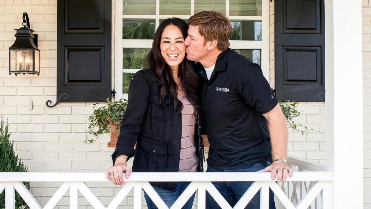 Chip and Joanna Gaines from "Fixer Upper"