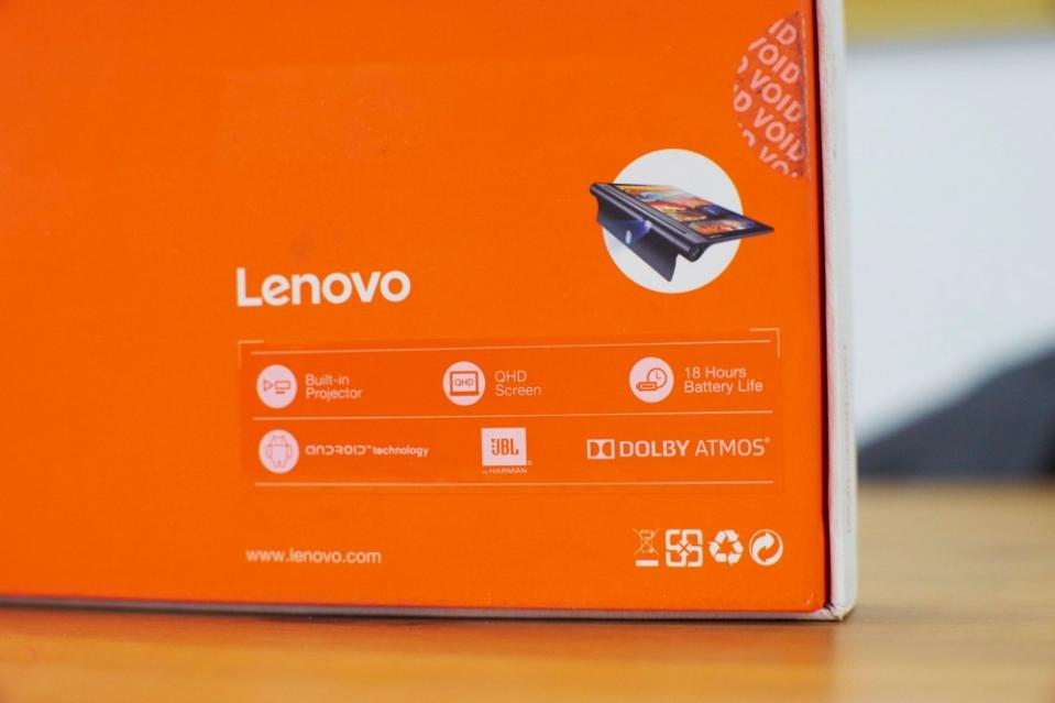 親愛的，我把平板變成70吋了！全球唯一內建投影功能的平板電腦【Lenovo YOGA Tab 3 Pro 10"】開箱