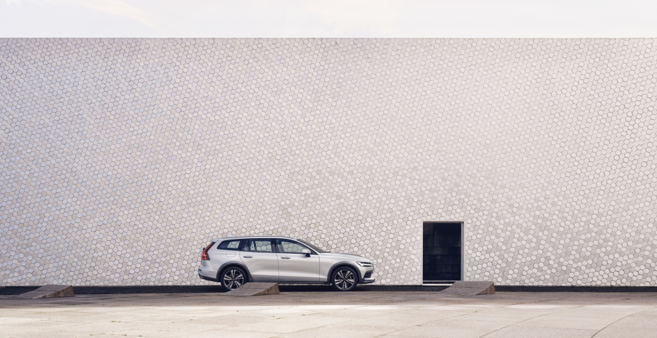 Volvo V60 Cross Country (Photo: Volvo)