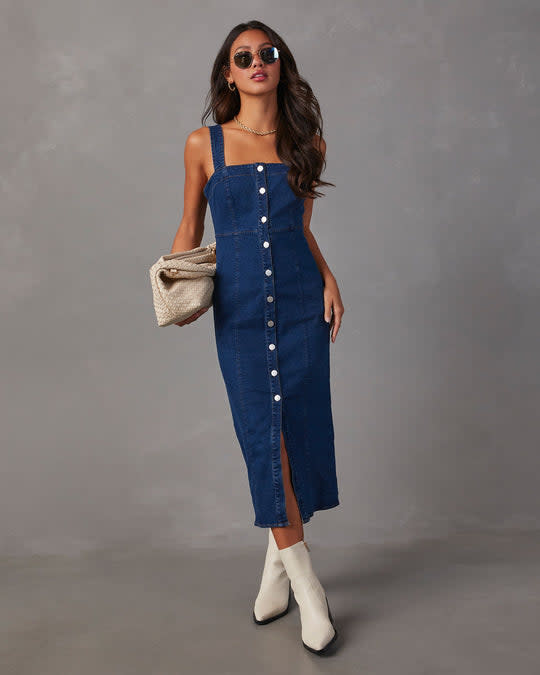 <p><a href="https://go.redirectingat.com?id=74968X1596630&url=https%3A%2F%2Fwww.vicicollection.com%2Fproducts%2Fcamden-denim-button-front-midi-dress&sref=https%3A%2F%2Fwww.countryliving.com%2Fshopping%2Fg60214732%2Fkelly-clarkson-outfits-fashion%2F" rel="nofollow noopener" target="_blank" data-ylk="slk:Shop Now;elm:context_link;itc:0;sec:content-canvas" class="link rapid-noclick-resp">Shop Now</a></p><p>Camden Denim Button Front Midi Dress</p><p>vicicollection.com</p><p>$78.00</p><span class="copyright">VICI</span>