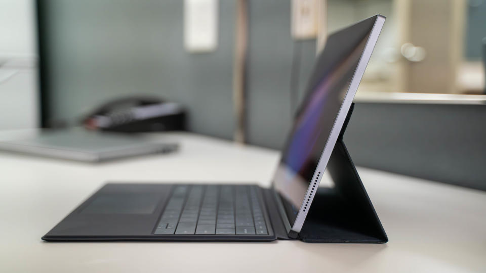 Dell XPS 13 2-in-1 (2022) on a hotel room desk