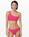 <p><strong>Lululemon</strong></p><p>lululemon.com</p><p><a href="https://go.redirectingat.com?id=74968X1596630&url=https%3A%2F%2Fshop.lululemon.com%2Fp%2Ftops-swim%2FDrifting-Tides-Top-Seersucker-MD%2F_%2Fprod9890058&sref=https%3A%2F%2Fwww.bestproducts.com%2Ffashion%2Fg34775444%2Flululemon-black-friday-deals-2020%2F" rel="nofollow noopener" target="_blank" data-ylk="slk:Shop Now;elm:context_link;itc:0;sec:content-canvas" class="link ">Shop Now</a></p><p><strong><del>$68</del> $39 (42% off)</strong></p><p>Another bikini for the collection? Yes, please.</p>