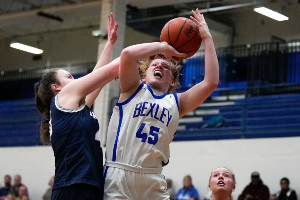 Bexley's Sydnie Smith goes up for a shot against Granville's Harper Annarino.