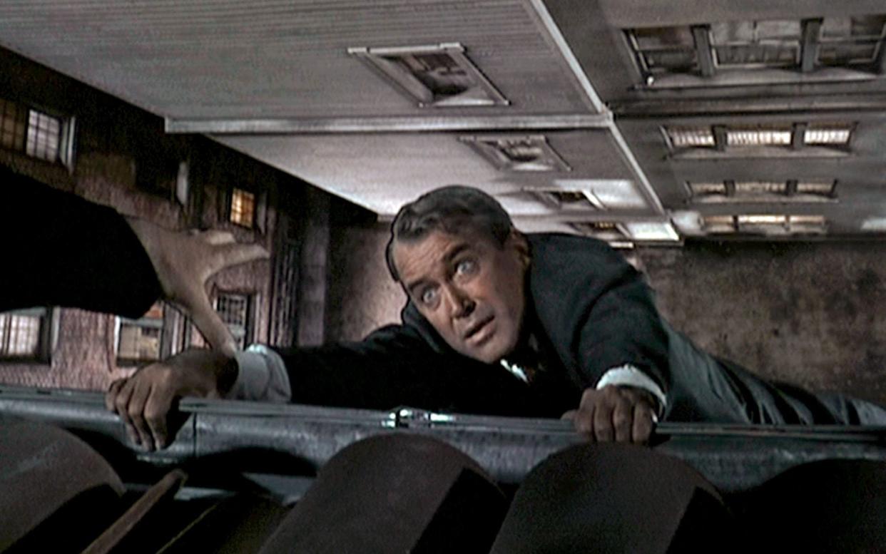 Can you hear the sound of Vertigo? Jimmy Stewart in the Hitchcock classic, scored by Bernard Herrmann - Collection Christophel