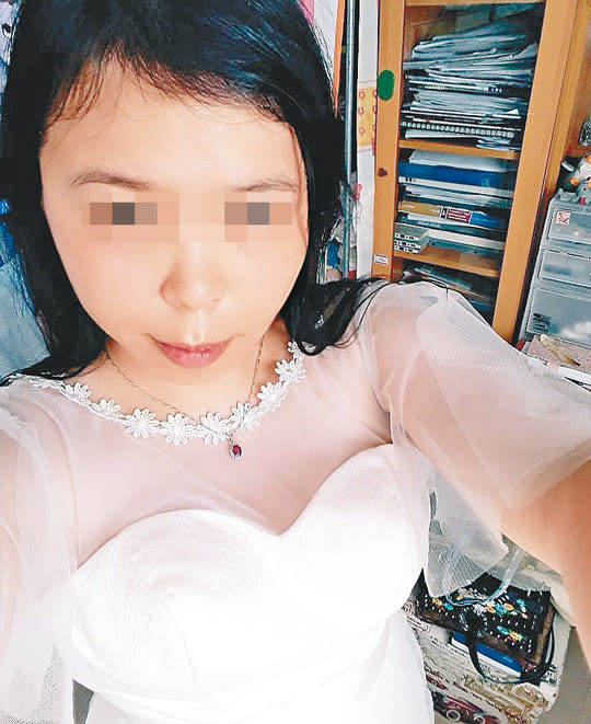 神秘女子Linda上載婚紗相及結婚用品等，更自稱是Pakho的太太。