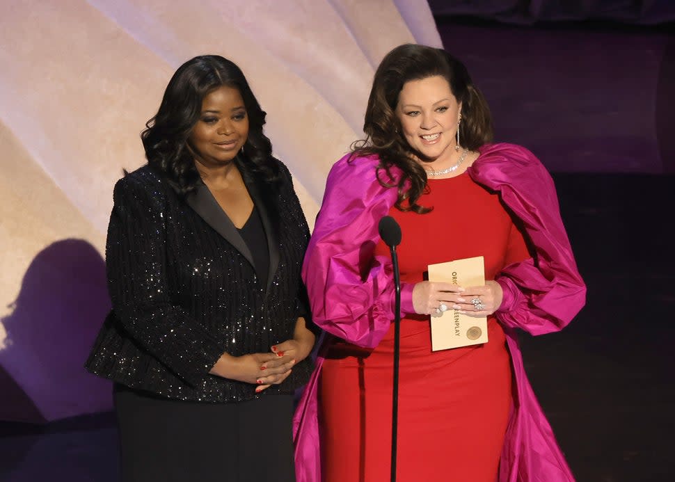 Octavia Spencer and Melissa McCarthy at the 2024 Oscars 