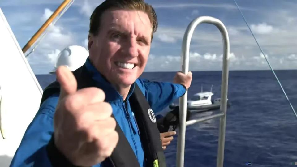 Ο Λάρι Κόνορ θέλει να είναι στο πρώτο επανδρωμένο υποβρύχιο Τιτανικό μετά την καταστροφή του Τιτάνα (@theconnorgrp/YouTube)