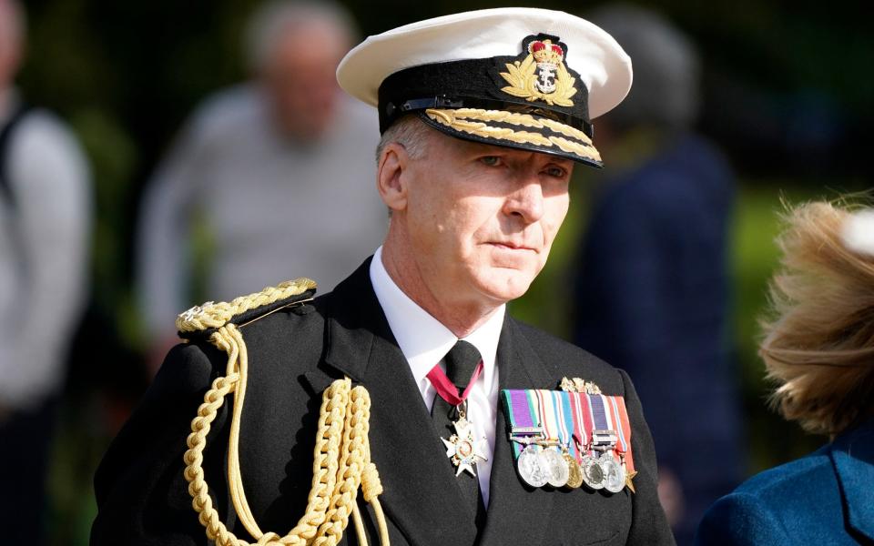 Admiral Sir Tony Radakin arrives at Winchester Cathedral - Andrew Matthews /PA