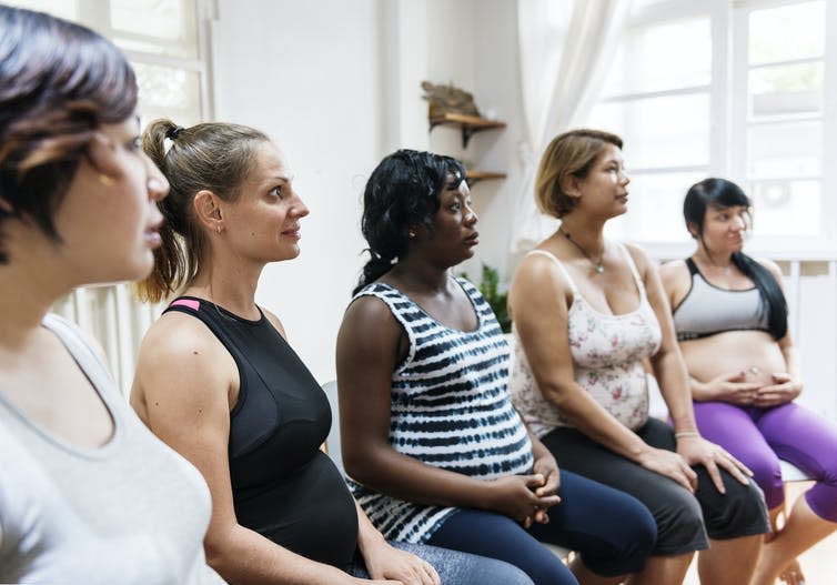 Group of pregnant women in class