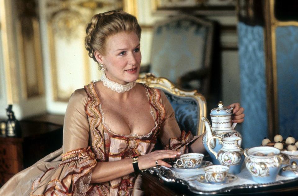 2. Dangerous Liaisons