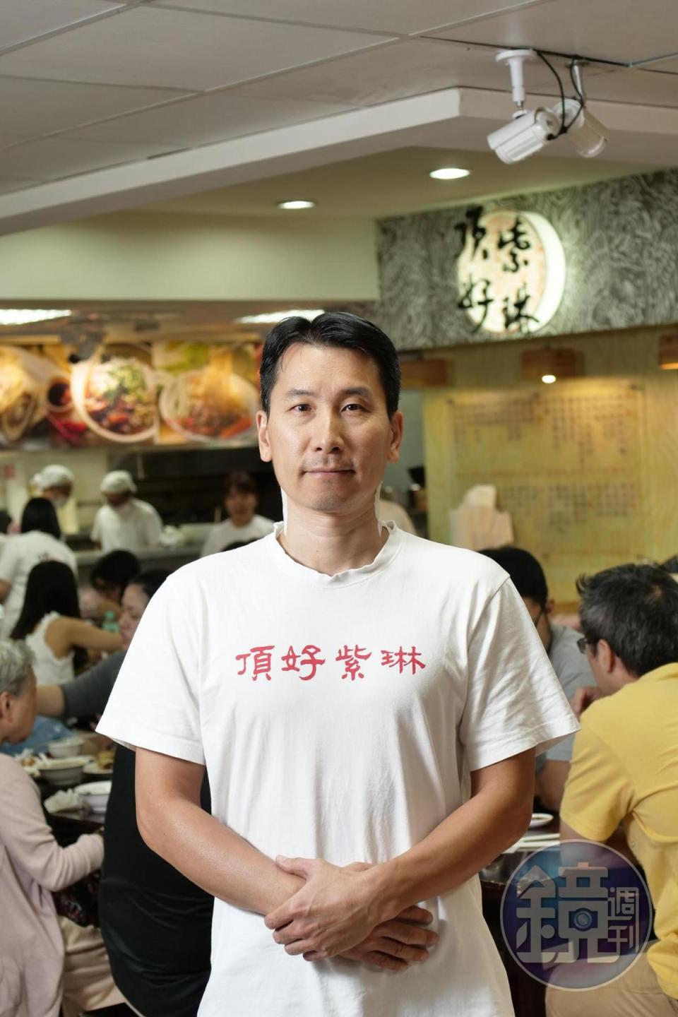 老闆陳學富接手經營山東老師傅的蒸餃館，做得更加有聲有色。