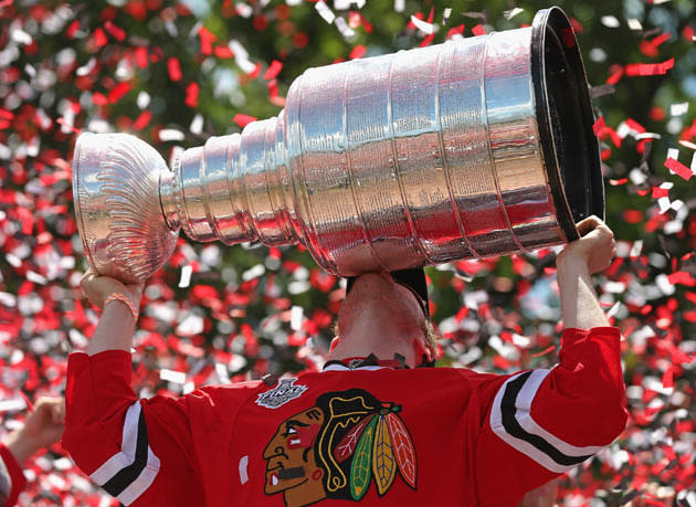 Chicago Blackhawks - Win the chance to wine, dine and party with