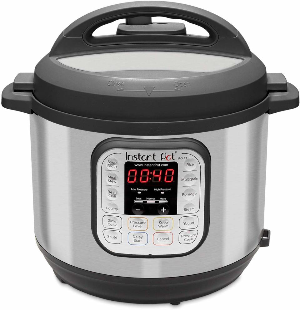 Instant Pot Duo 7-in-1 Multi-Use Programmable Pressure Cooker