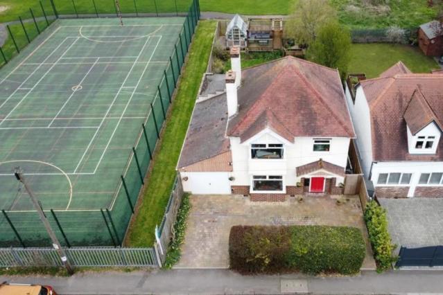 See inside this 1930 s style Stroud property with a garden terrace and