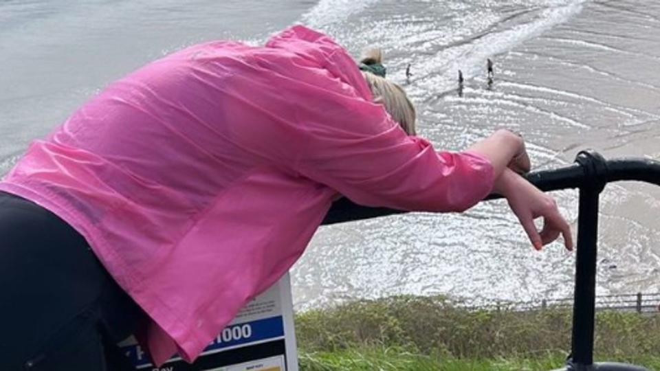 Steph McGovern looking tired in a pink parka