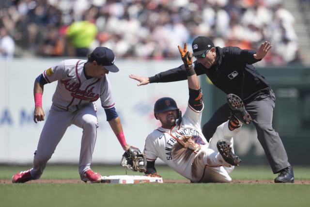 Riley keeps Braves rolling with 30th HR in 7-3 win over Giants