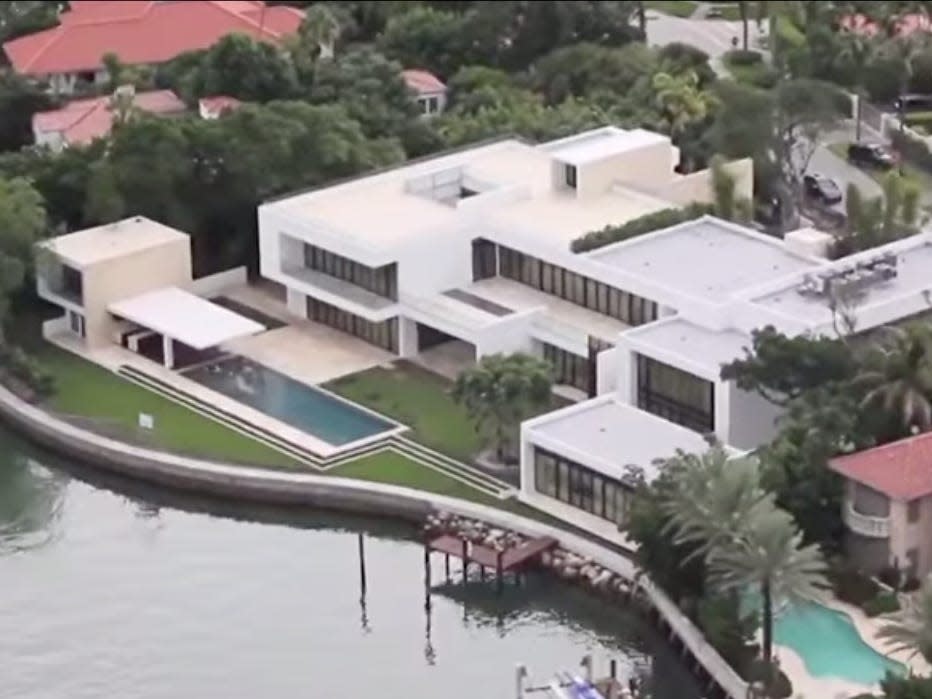 Miami Mansion