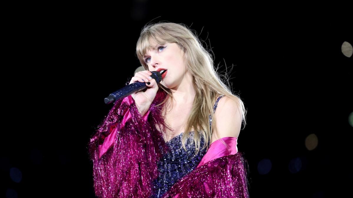 Taylor Swift Announces New “Eras Tour” North American Dates in 2024
