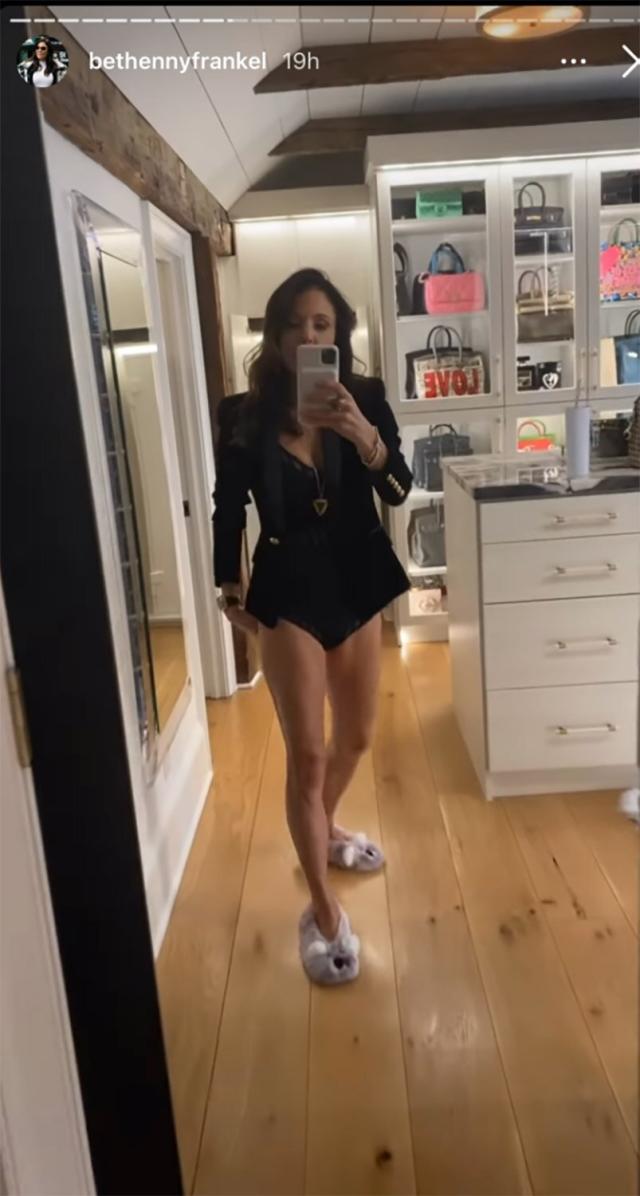 Bethenny Frankel Models Underwear and Tank Top from Her Skinnygirl Shapewear  Collection on Instagram