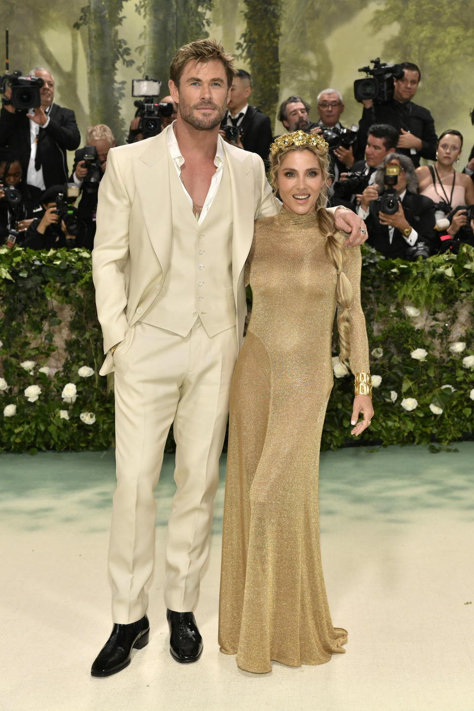 Chris Hemsworth, left, and Elsa Pataky attend The Metropolitan Museum of Art's Costume Institute benefit gala celebrating the opening of the "Sleeping Beauties: Reawakening Fashion" exhibition on Monday, May 6, 2024, in New York. (Photo by Evan Agostini/Invision/AP)