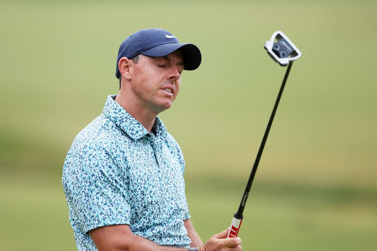 Rory McIlroy apila nueve sin conquistas de majors y este US Open es una muy buena oportunidad de interrumpir esa serie: el norirlandés está un golpe detrás de los dos punteros.